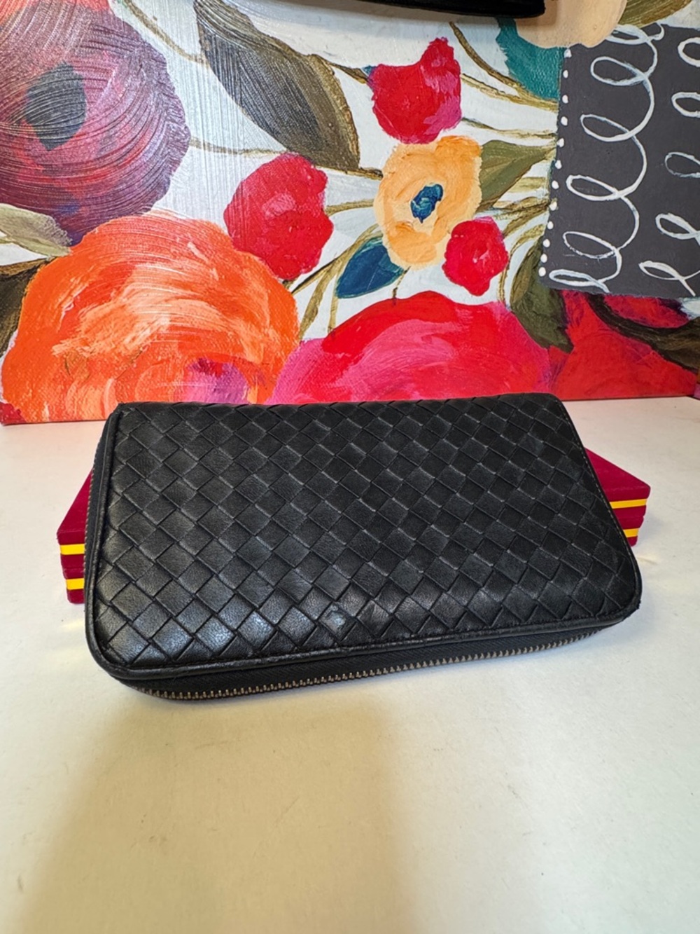 Bottega Veneta Black Leather Zip Wallet with Interior Card Slots - Picture 12 of 12